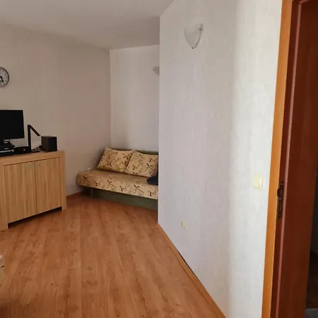 Entire 4pax , Sea View, Pool * Ravda